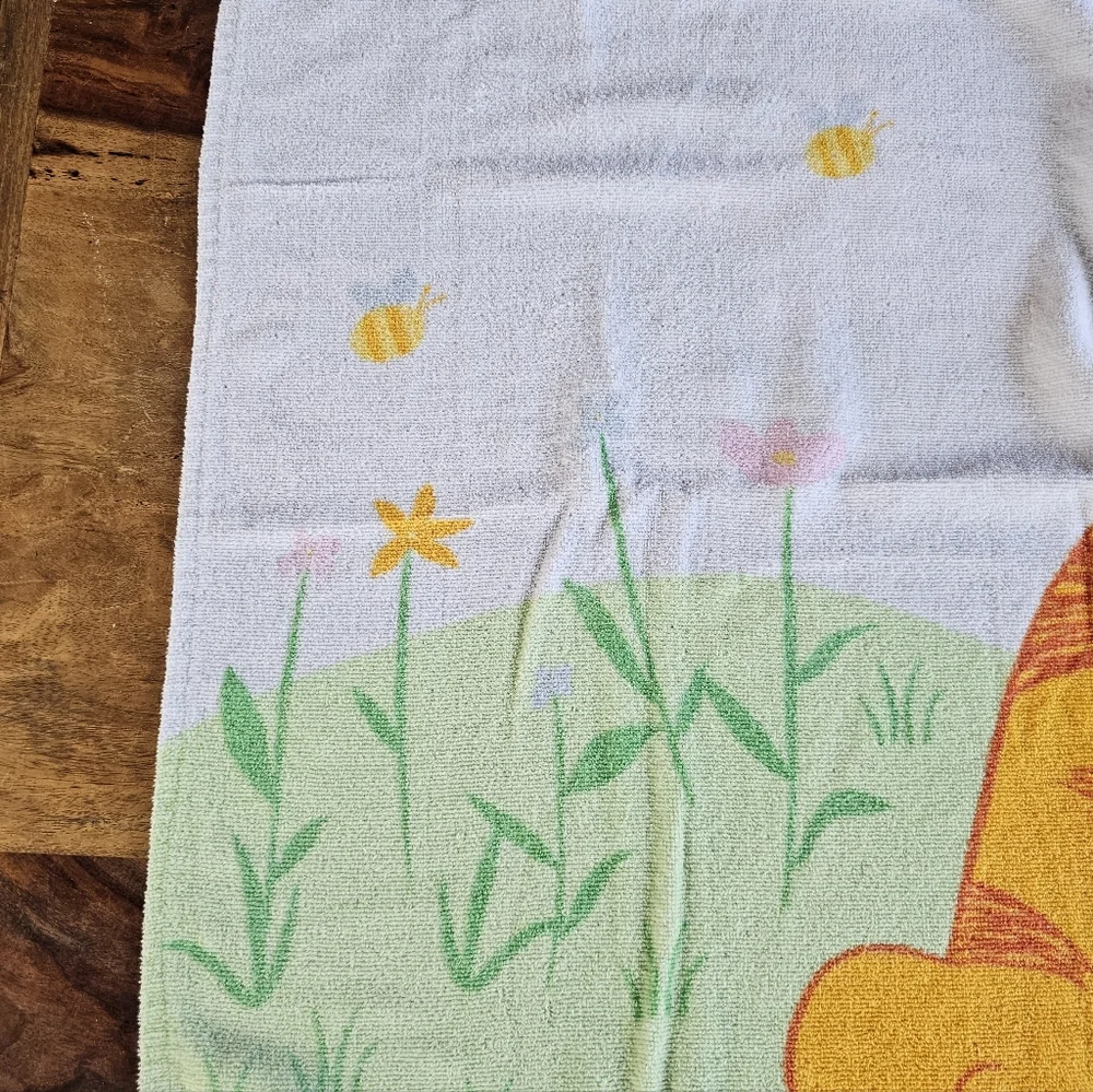 Vintage Disney Winnie The Pooh & Tigger Hooded Bath Beach Towel 48